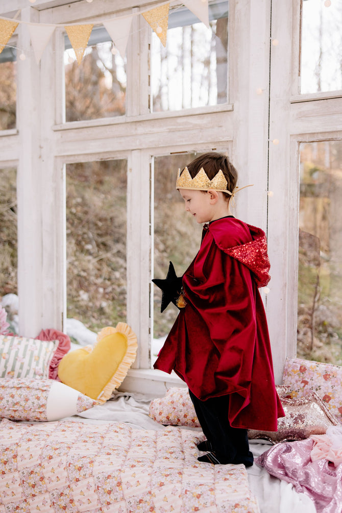 Magic Cape Costume - Red Riding Hood — image 1 of 7 — Mila & Milo Kids
